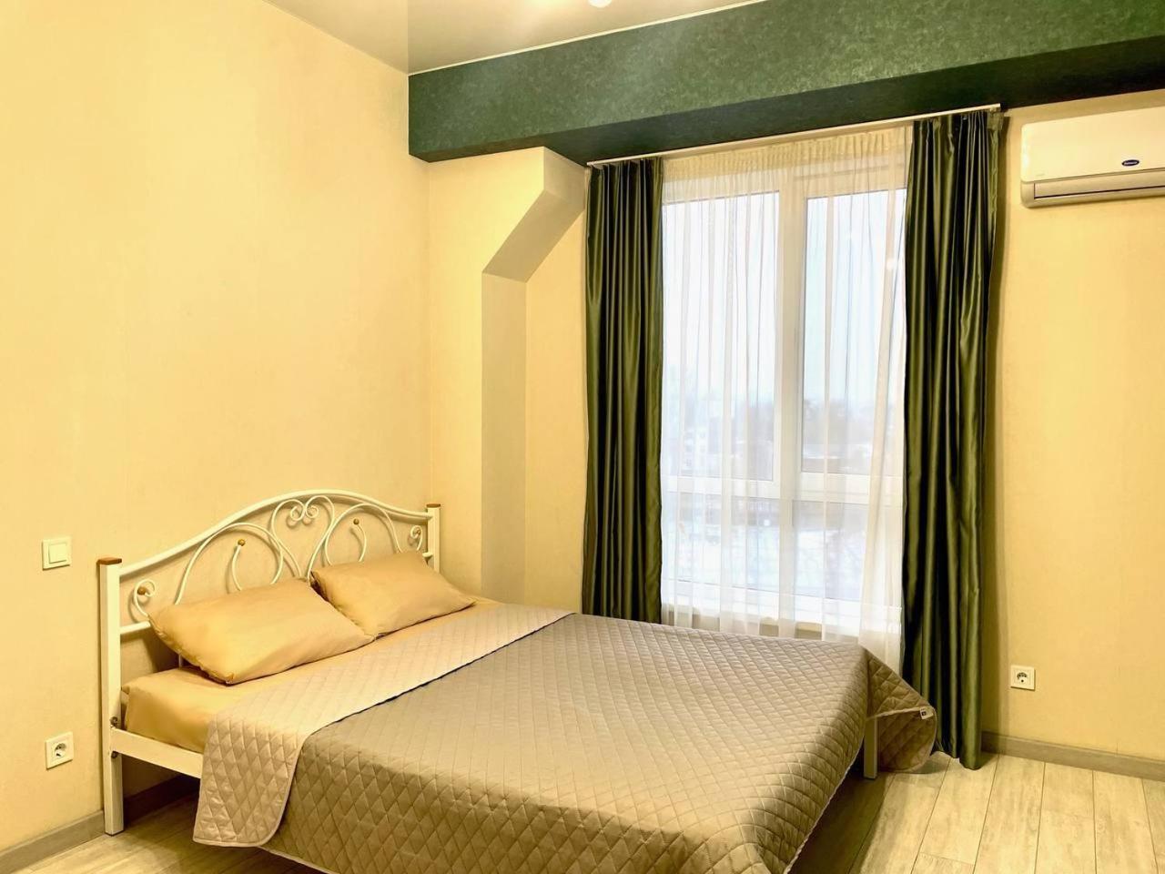 Жк Парковый Квартал Apartment Kharkiv Exterior photo